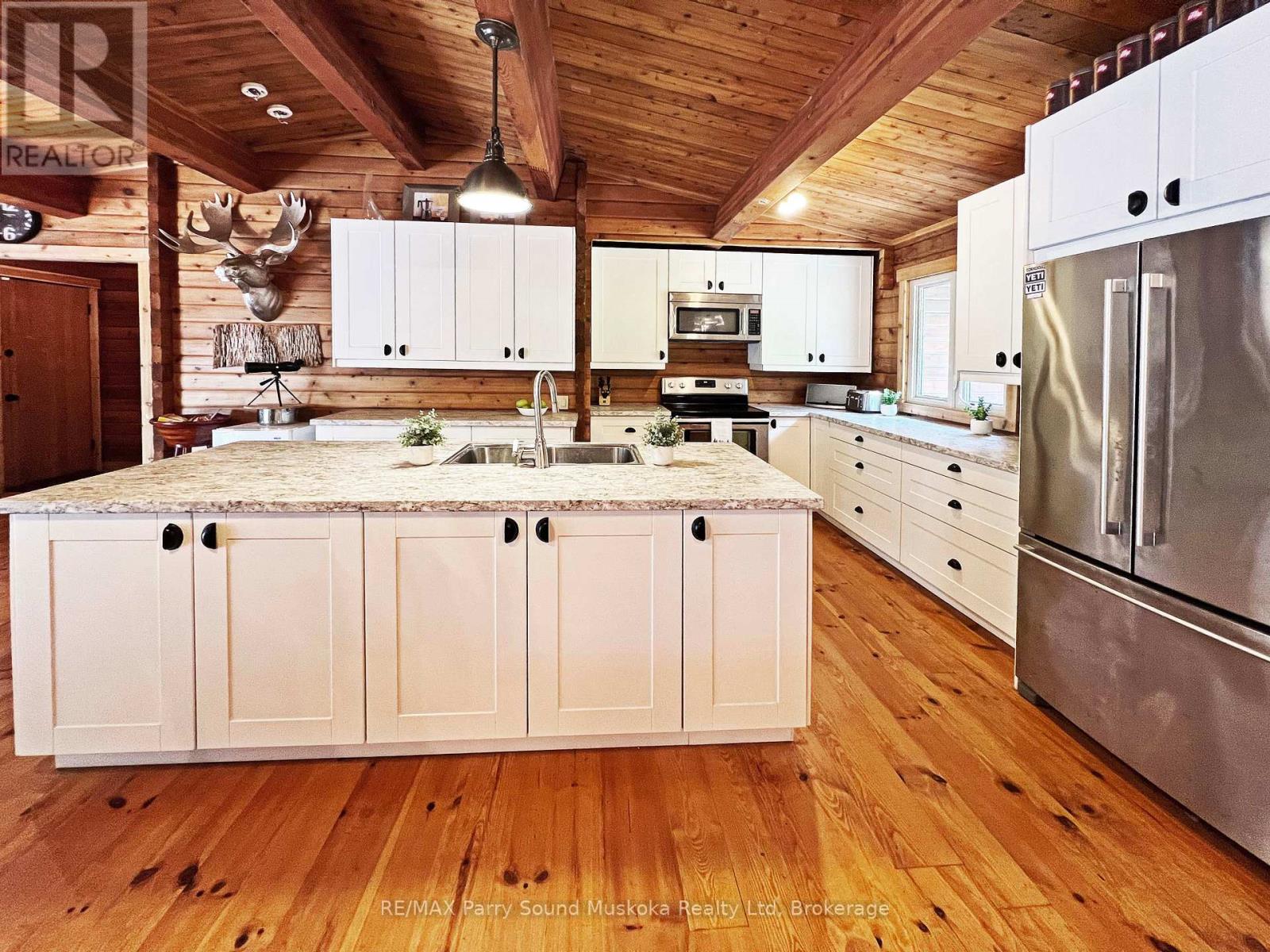 215 Crane Lake Water Property Photo 27