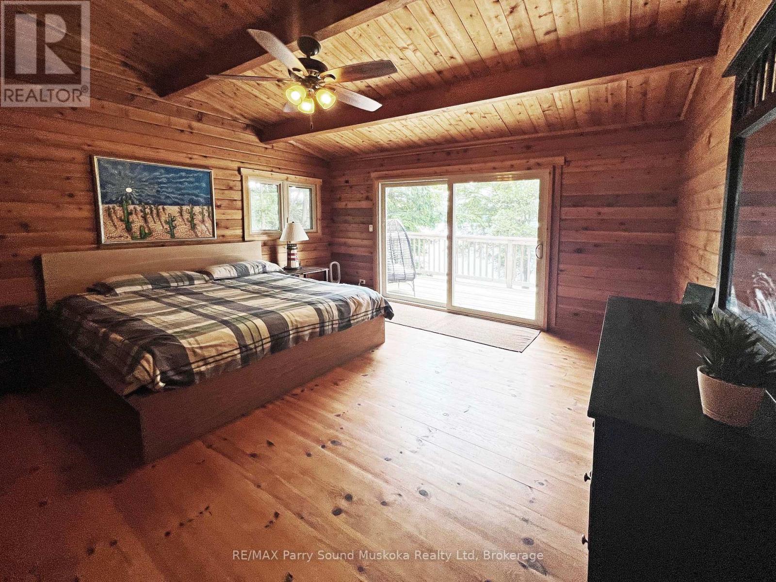 215 Crane Lake Water Property Photo 35
