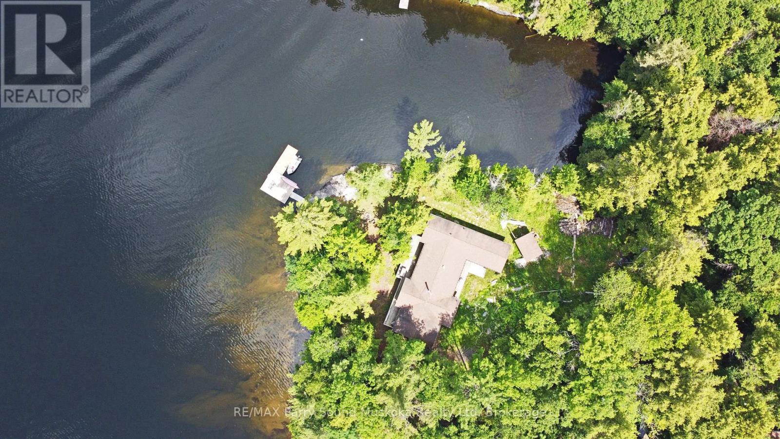 215 Crane Lake Water Property Photo 47