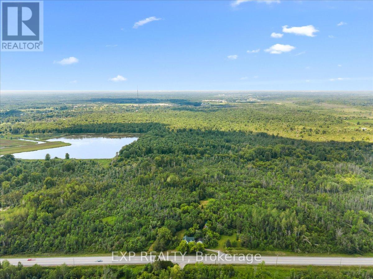 6889 Snake Island Road Property Photo 5