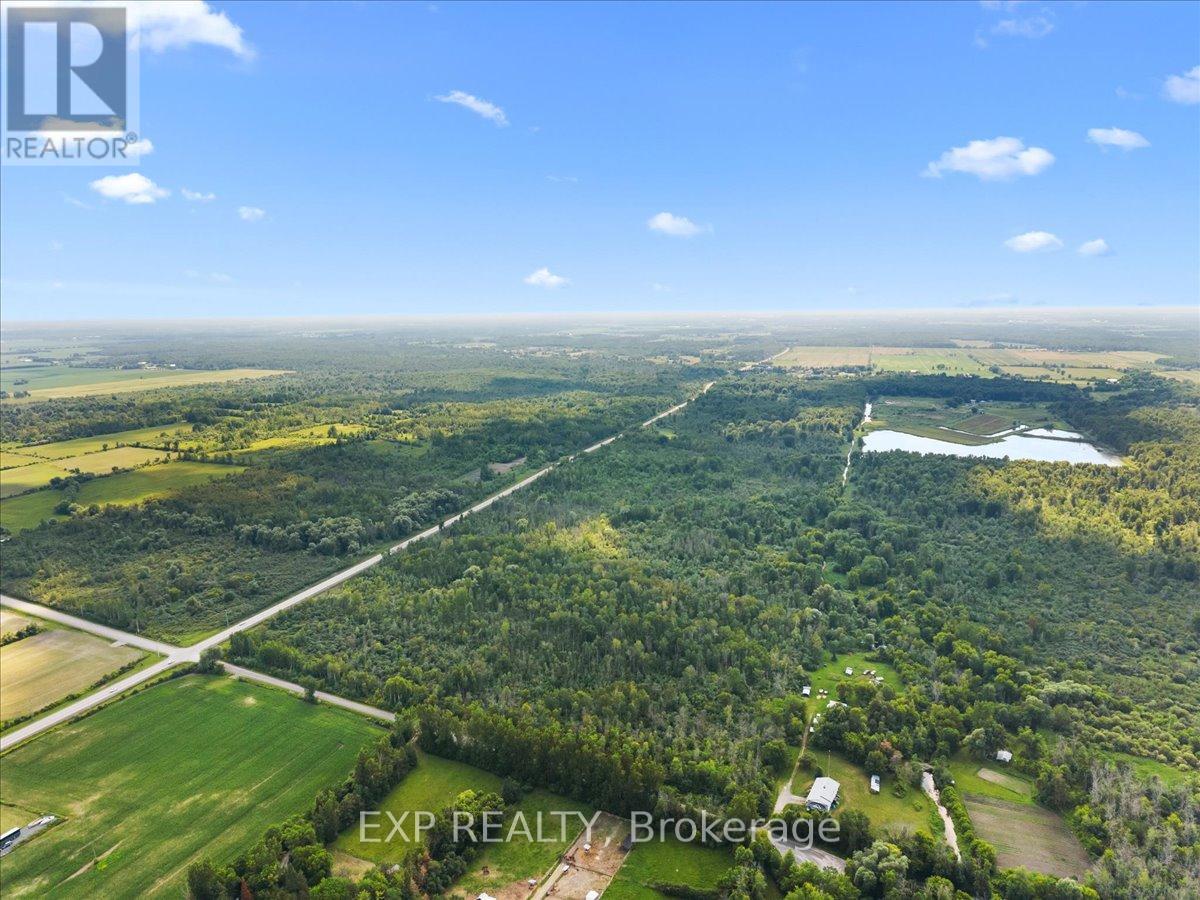 6889 Snake Island Road Property Photo 10