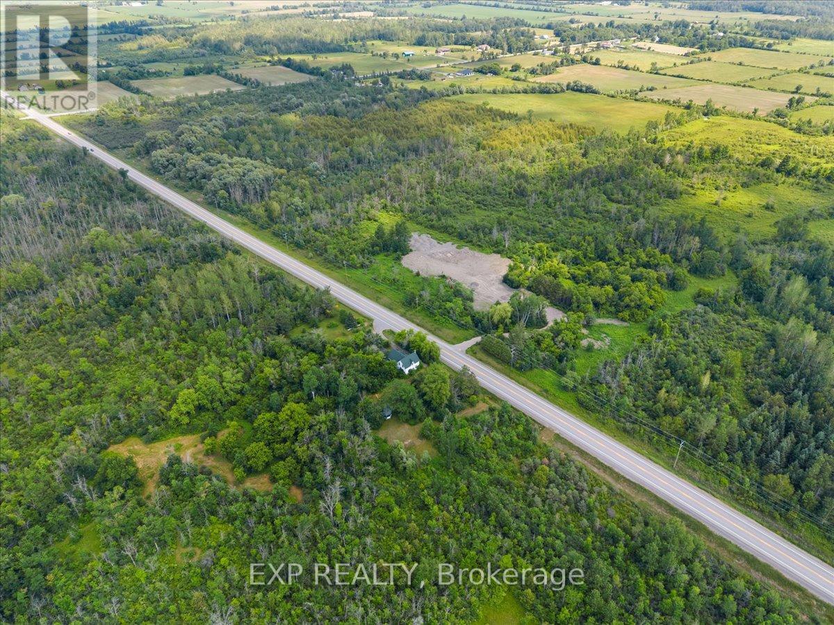 6889 Snake Island Road Property Photo 12