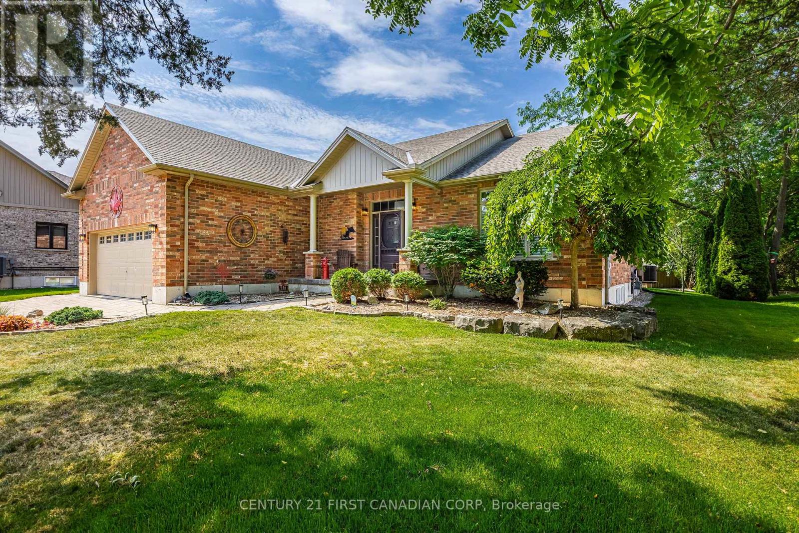 10159 Meadowlily Crescent Property Photo 4