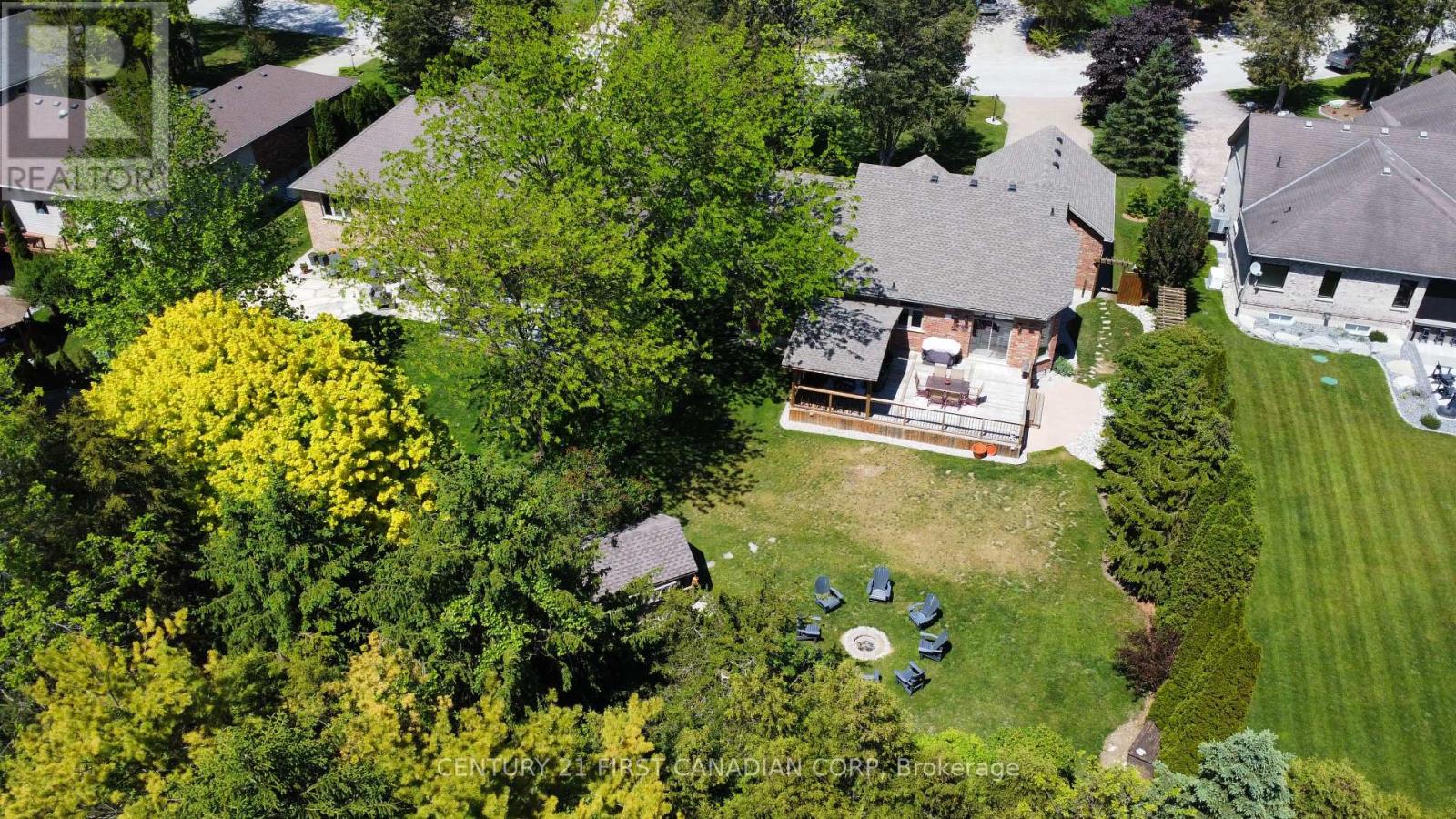10159 Meadowlily Crescent Property Photo 5