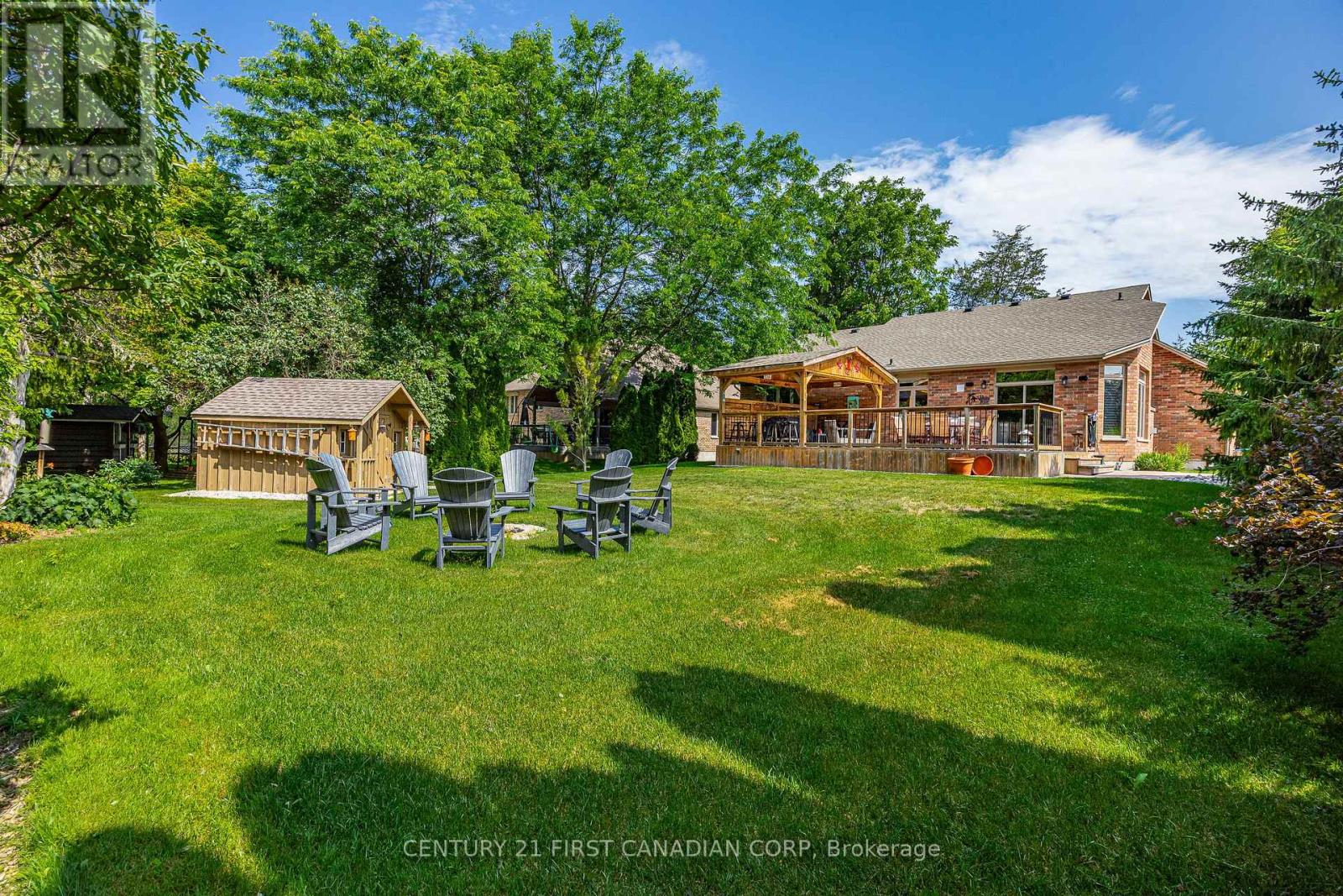10159 Meadowlily Crescent Property Photo 10