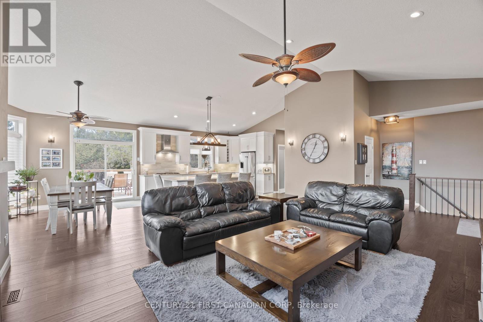 10159 Meadowlily Crescent Property Photo 19