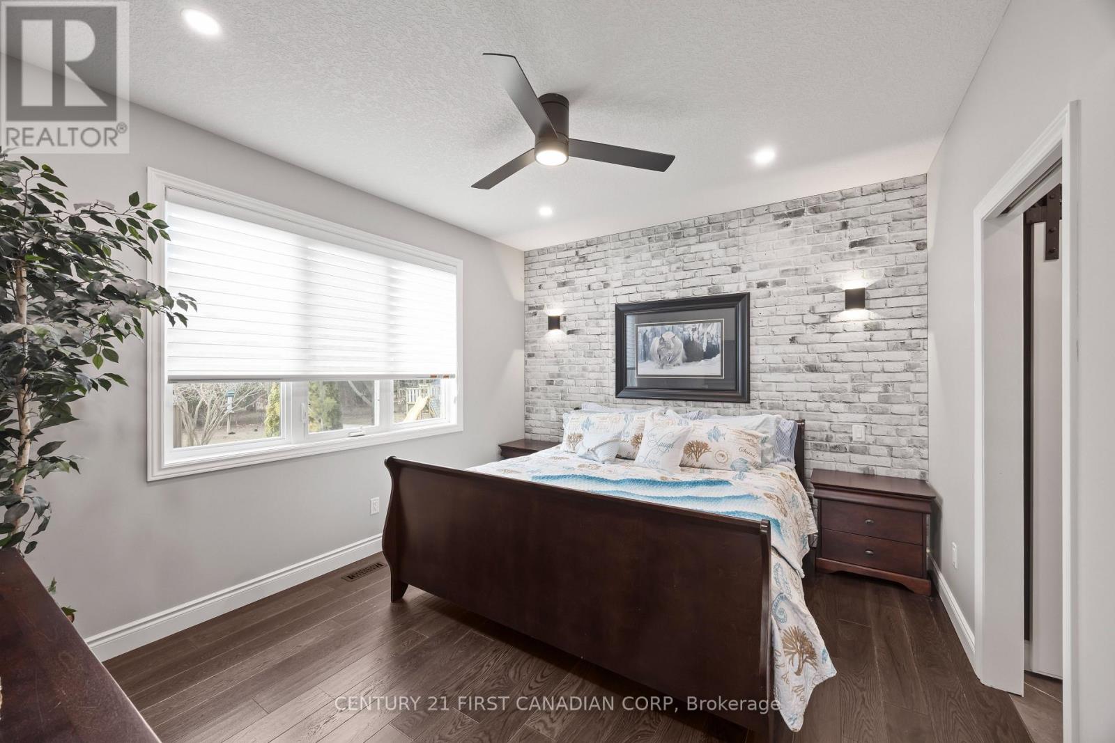 10159 Meadowlily Crescent Property Photo 28