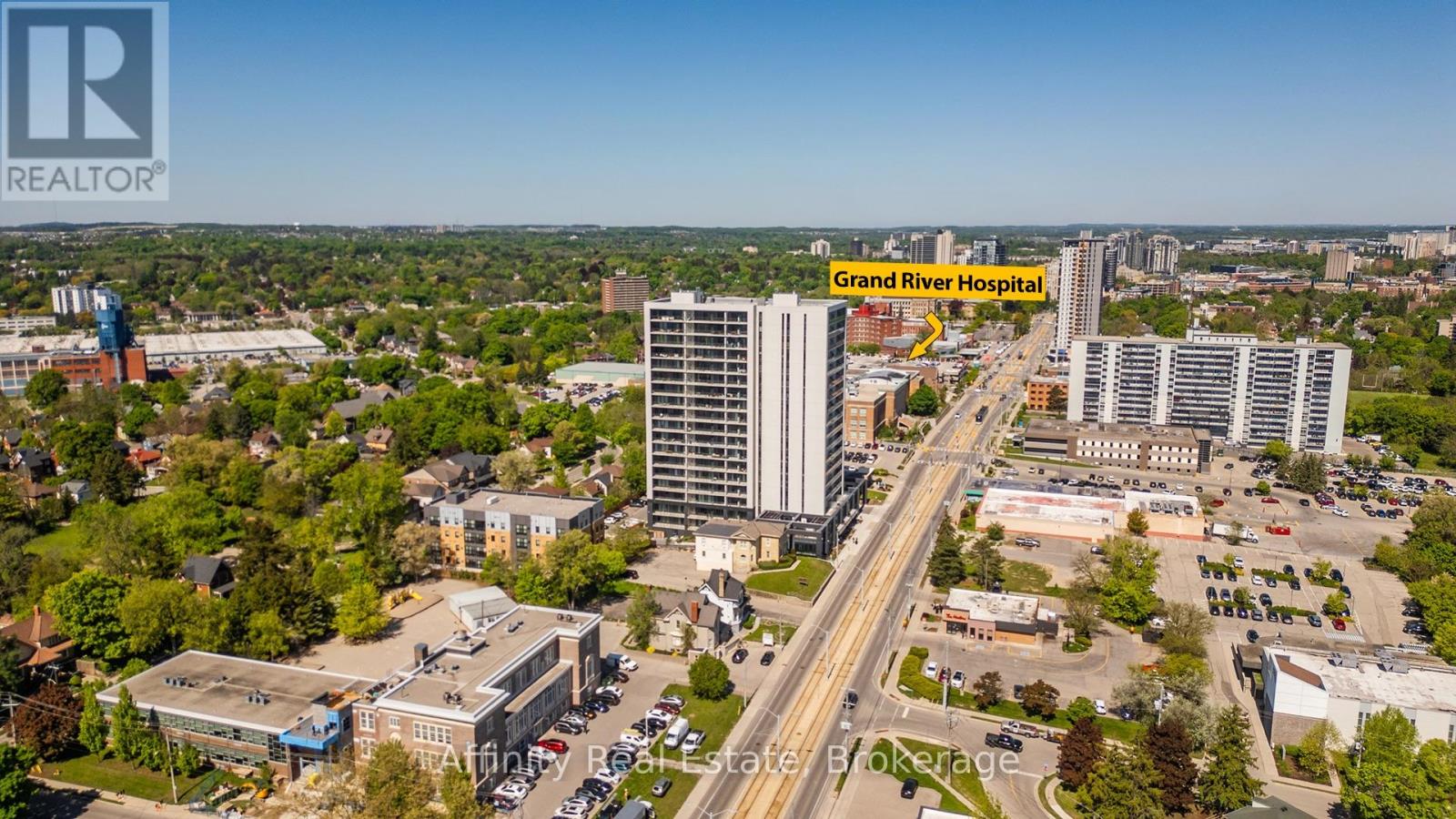 306 - 741 King Street W Property Photo 22