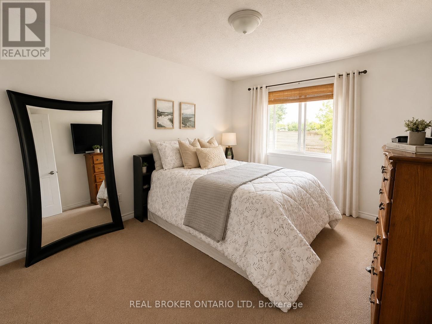 789 Fieldgate Circle Property Photo 10