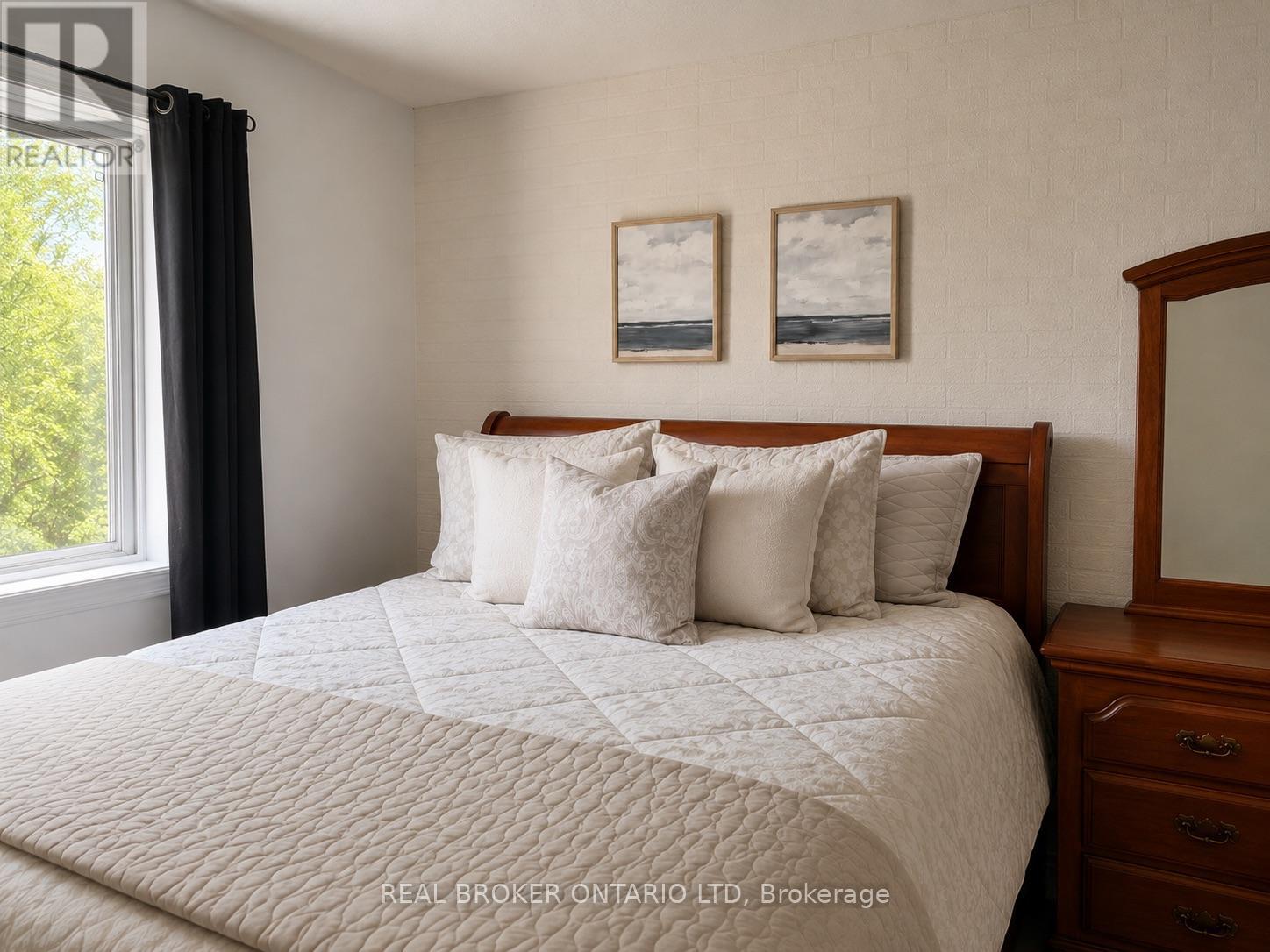 789 Fieldgate Circle Property Photo 13