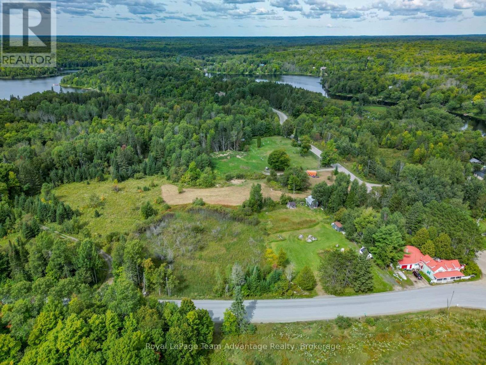 2 Maple Island Road Property Photo 13