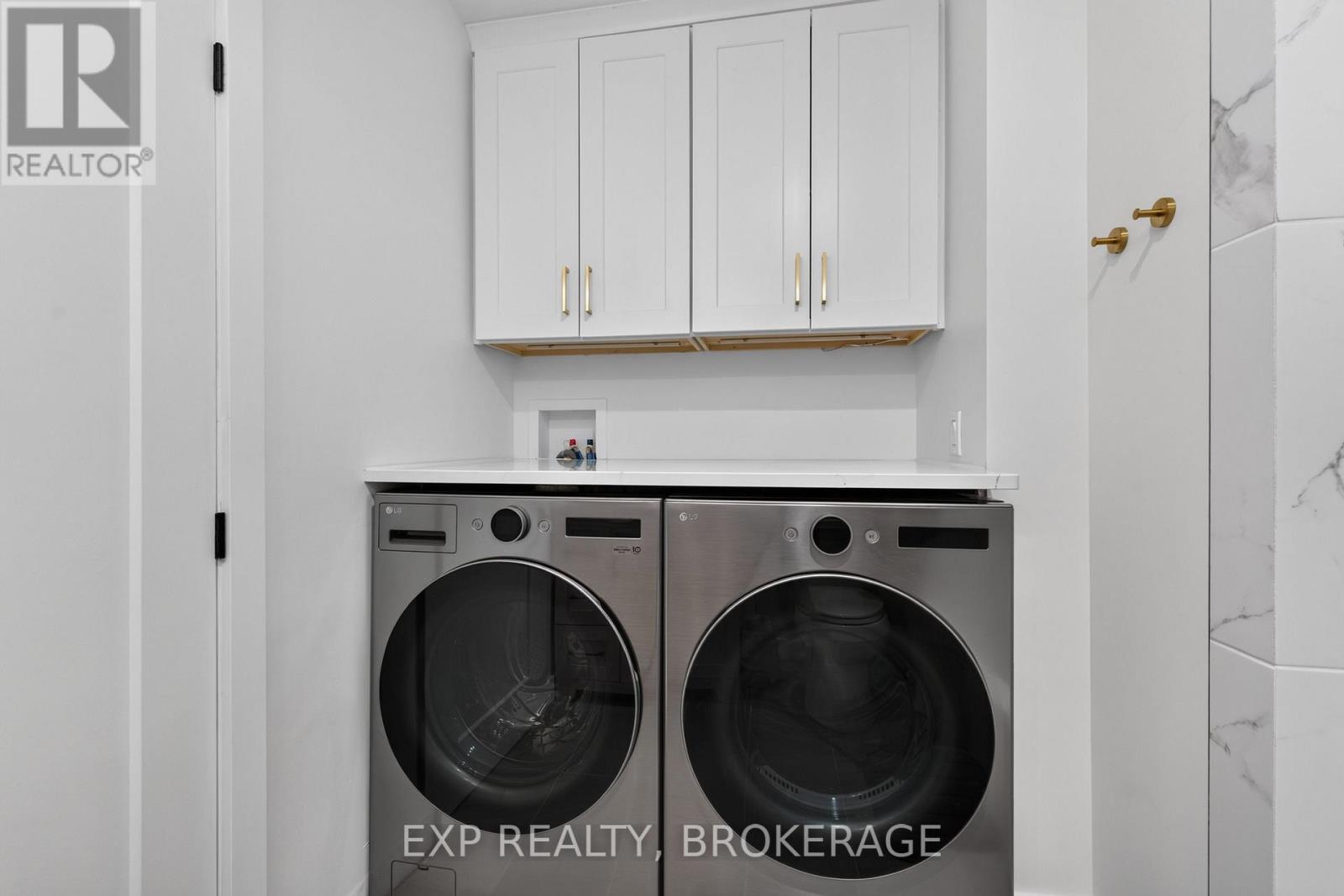1802 Sydenham Road Property Photo 26