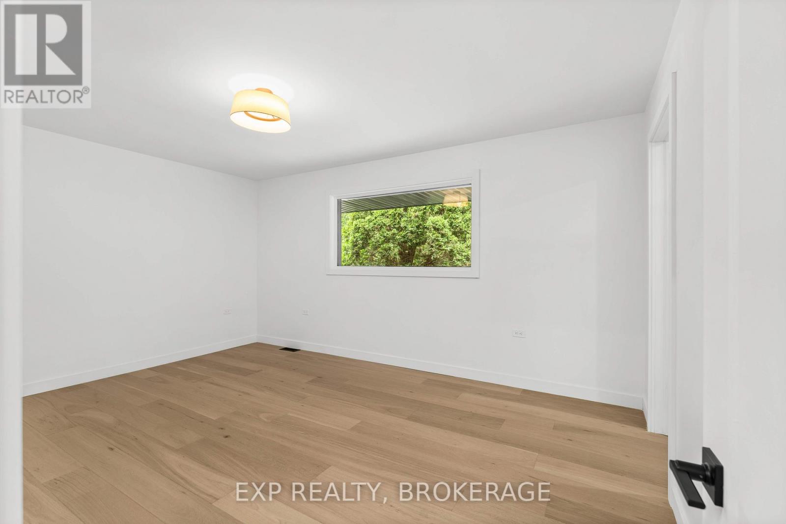 1802 Sydenham Road Property Photo 27
