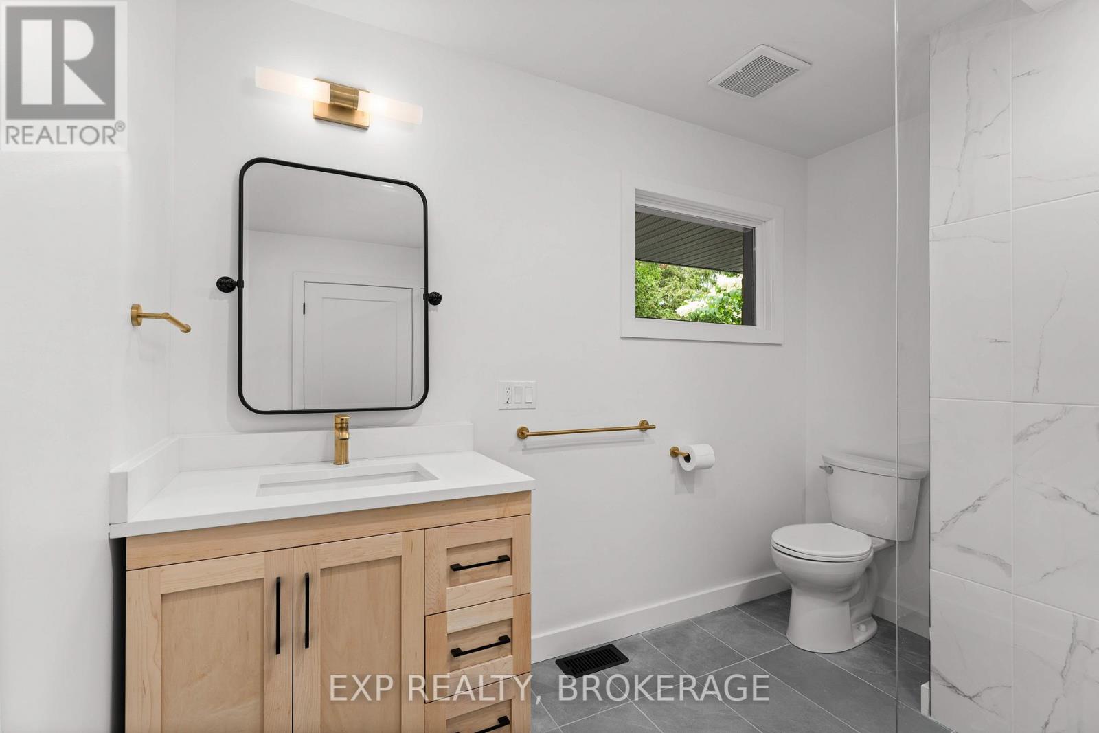 1802 Sydenham Road Property Photo 29
