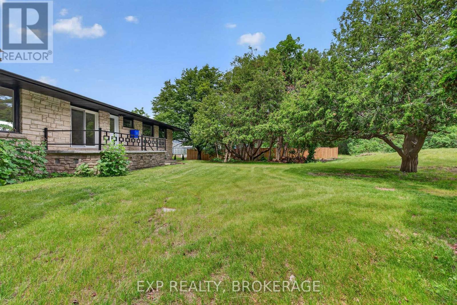 1802 Sydenham Road Property Photo 37