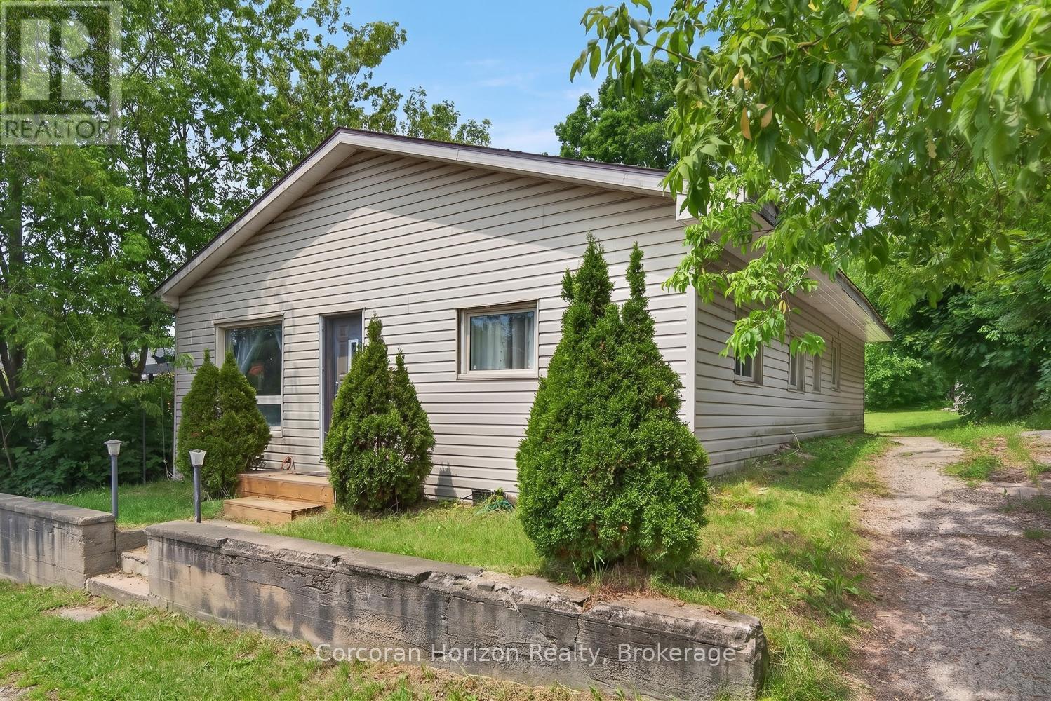 20 Parry Sound Road Property Photo 5