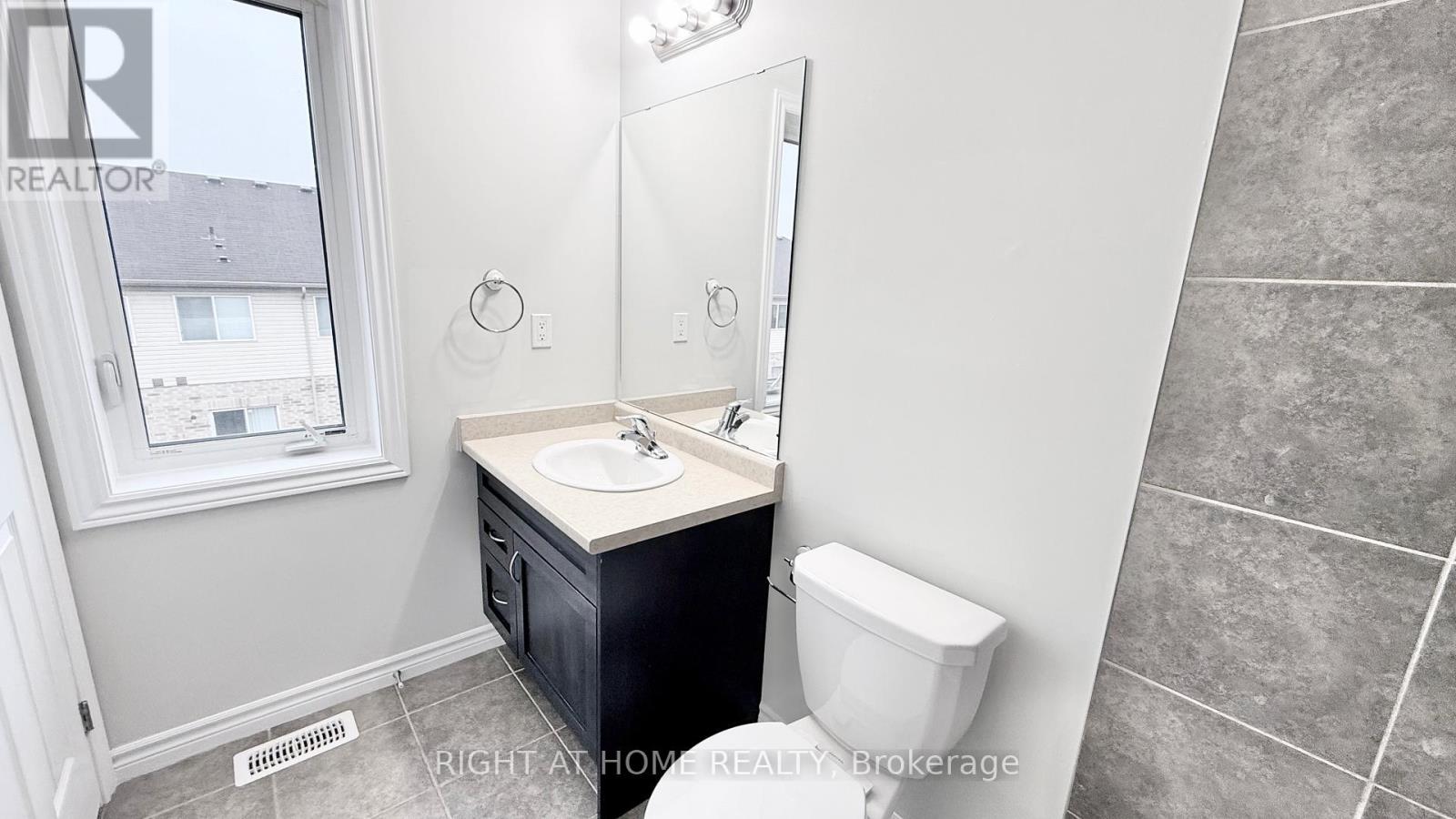 87 Mayland Trail Property Photo 25