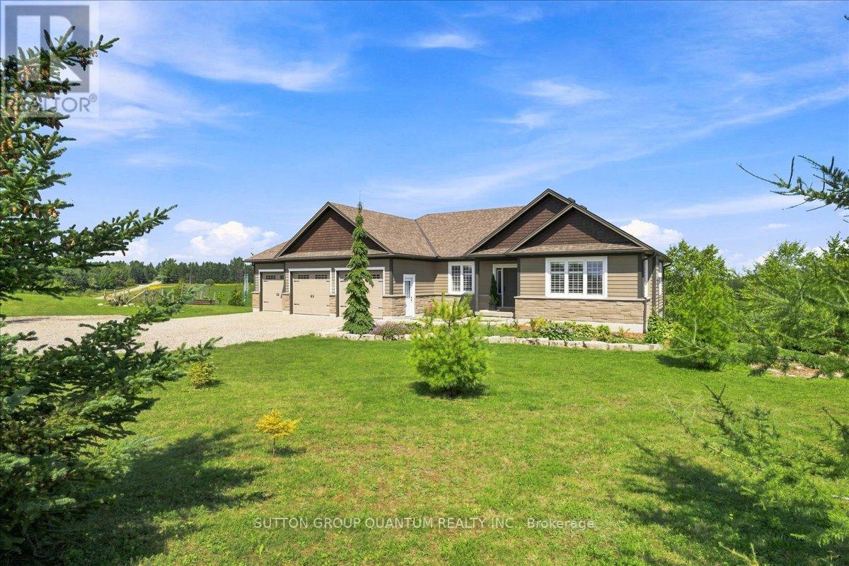 434555 4th Line Property Photo 4