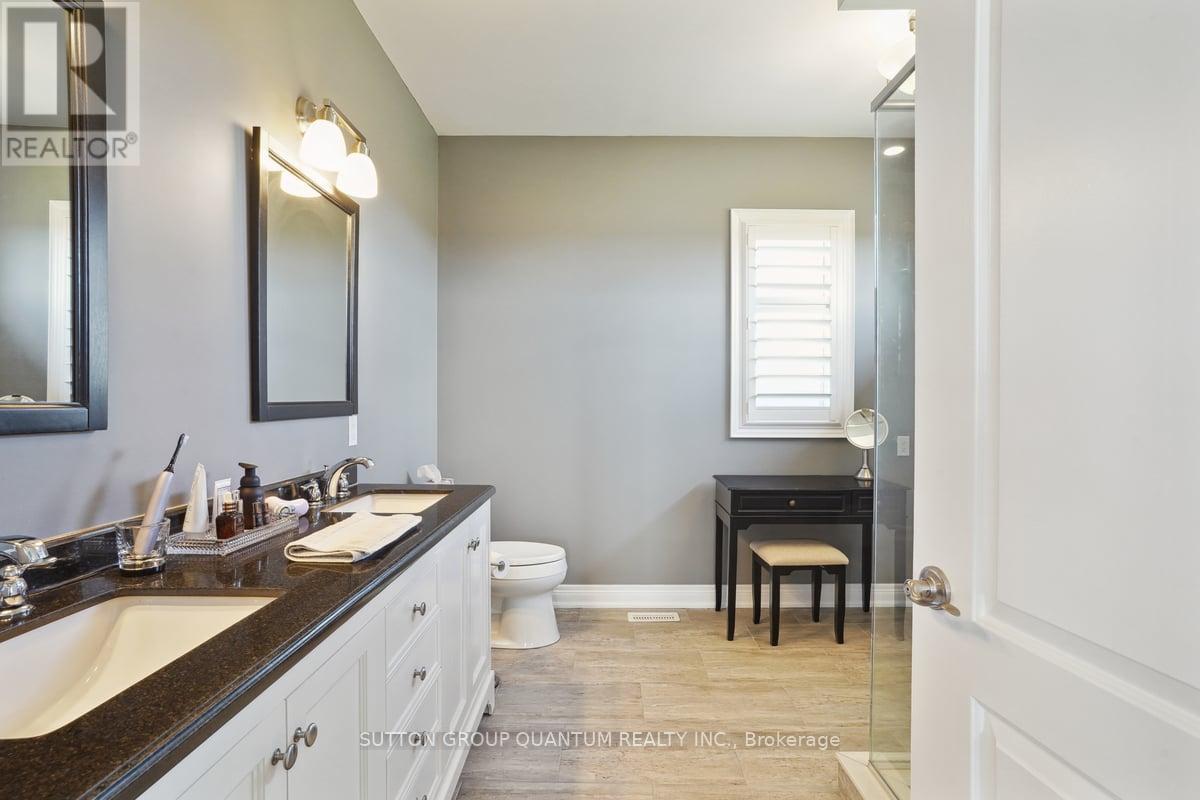 434555 4th Line Property Photo 39