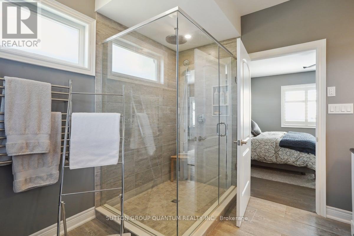 434555 4th Line Property Photo 40