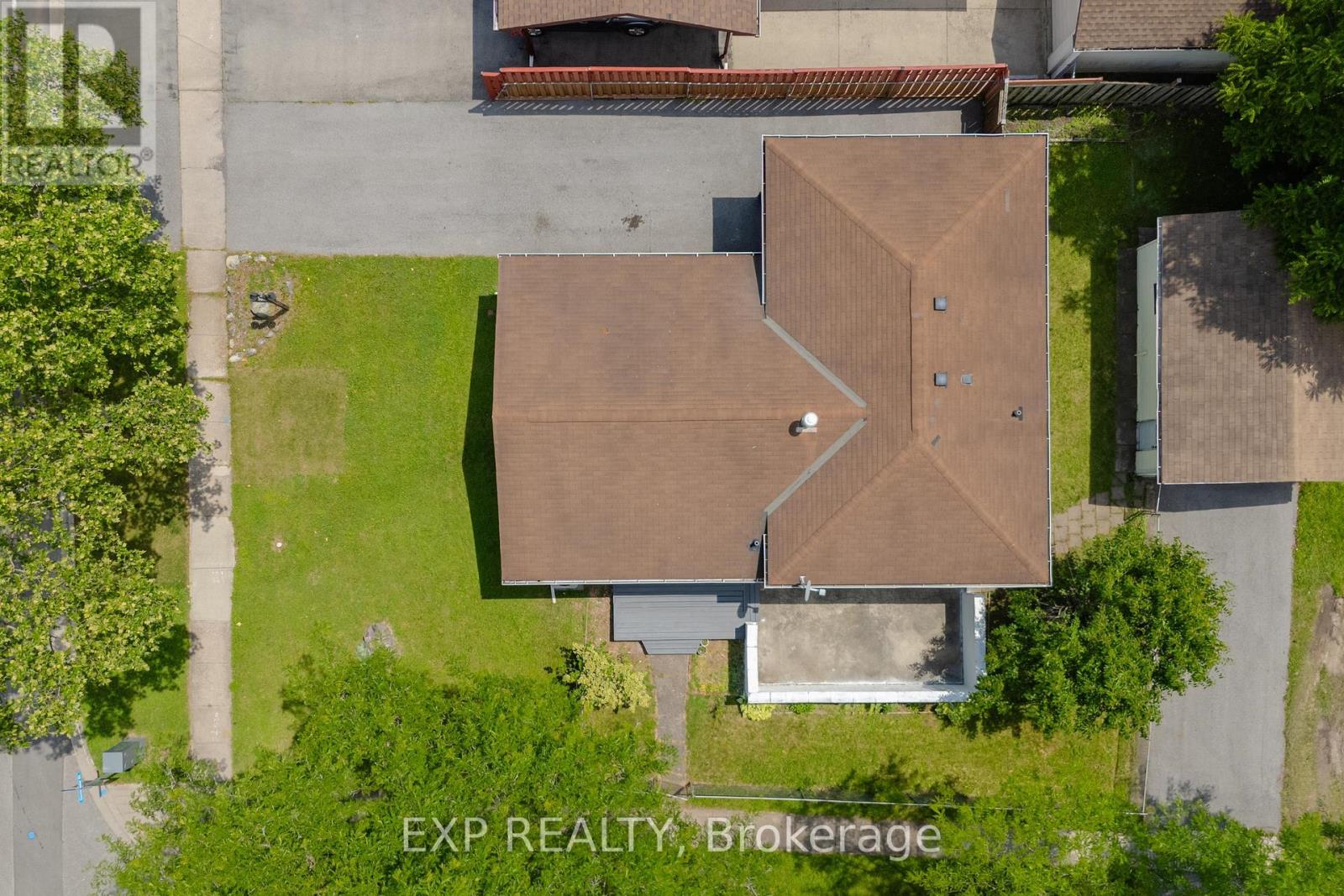 7116 Centennial Street Property Photo 8