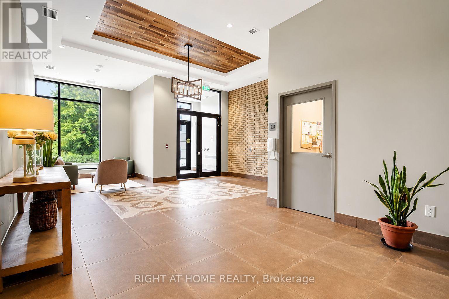 Unit #312 - 60 Springhurst Avenue Property Photo 3