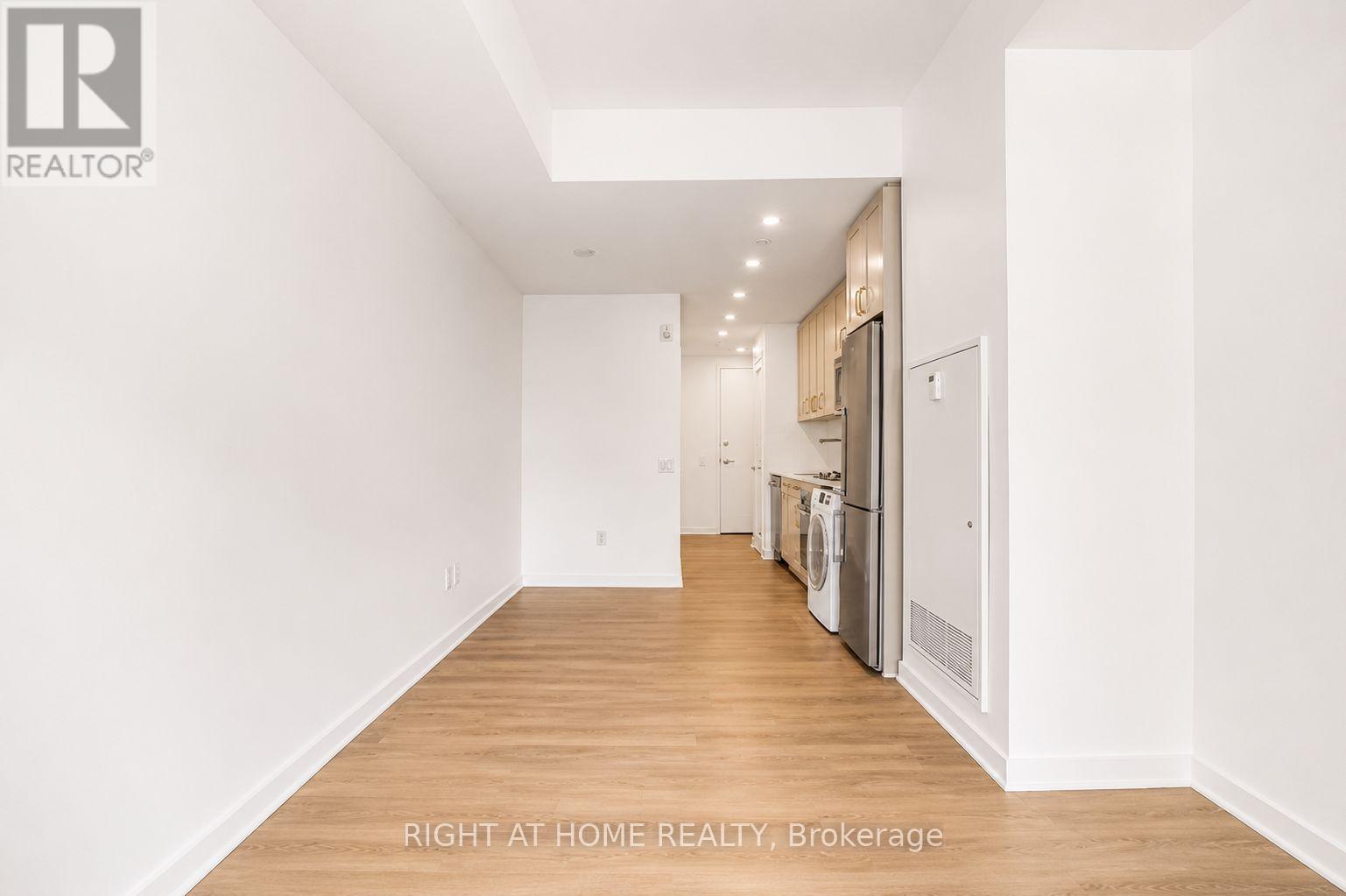 Unit #312 - 60 Springhurst Avenue Property Photo 10