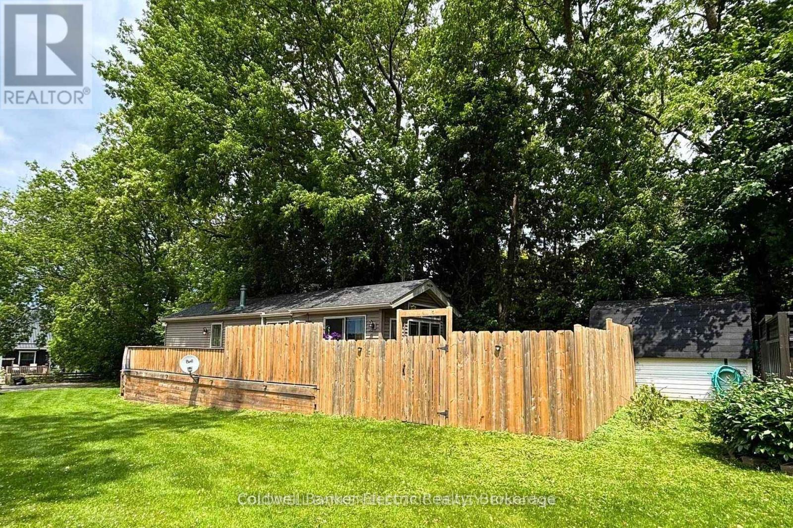 485b - 5139 Halstead Beach Road Property Photo 23