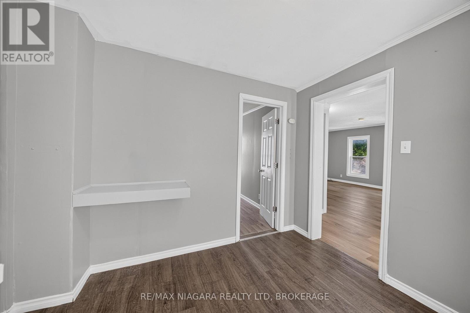 4454 Huron Street Property Photo 14