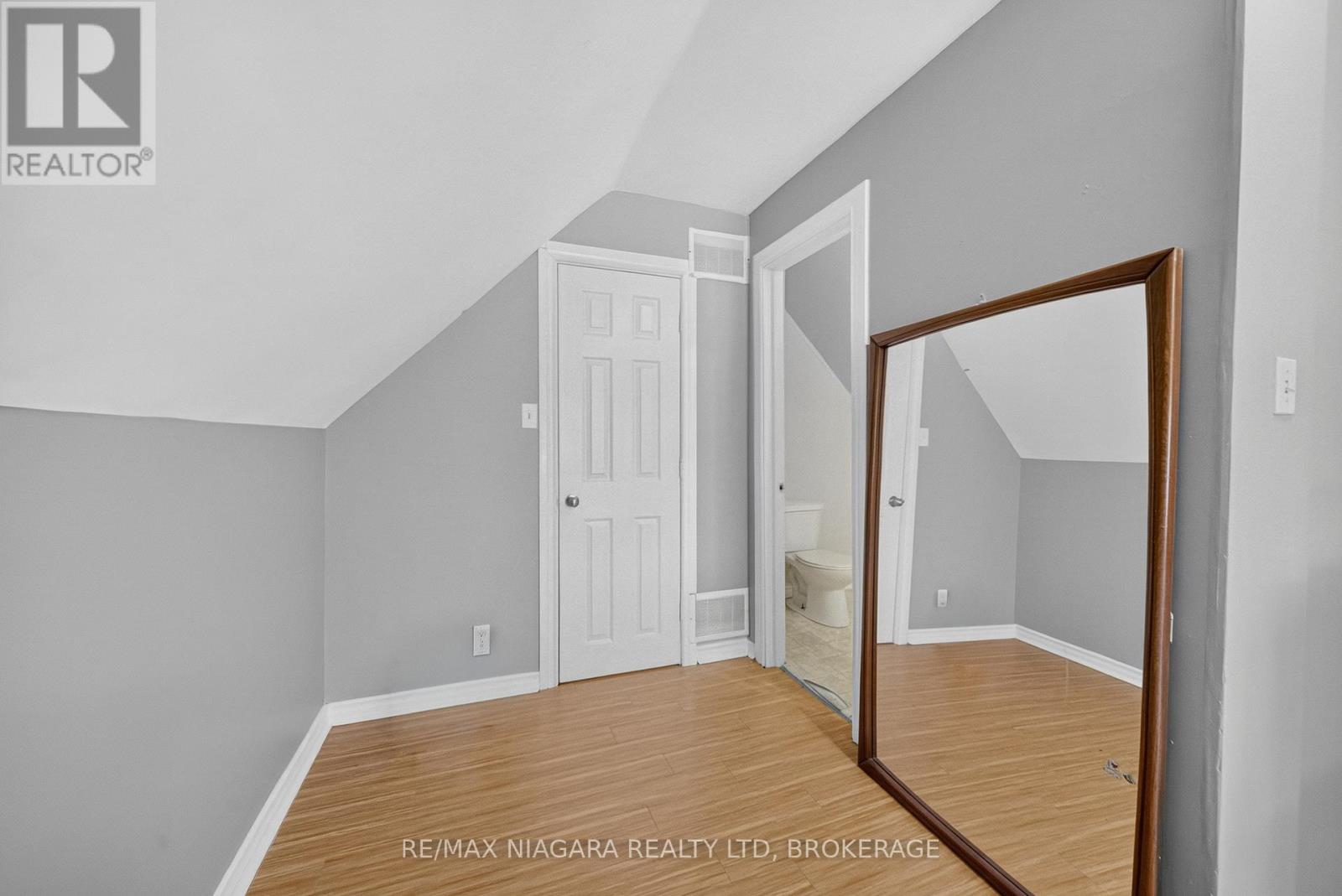 4454 Huron Street Property Photo 21