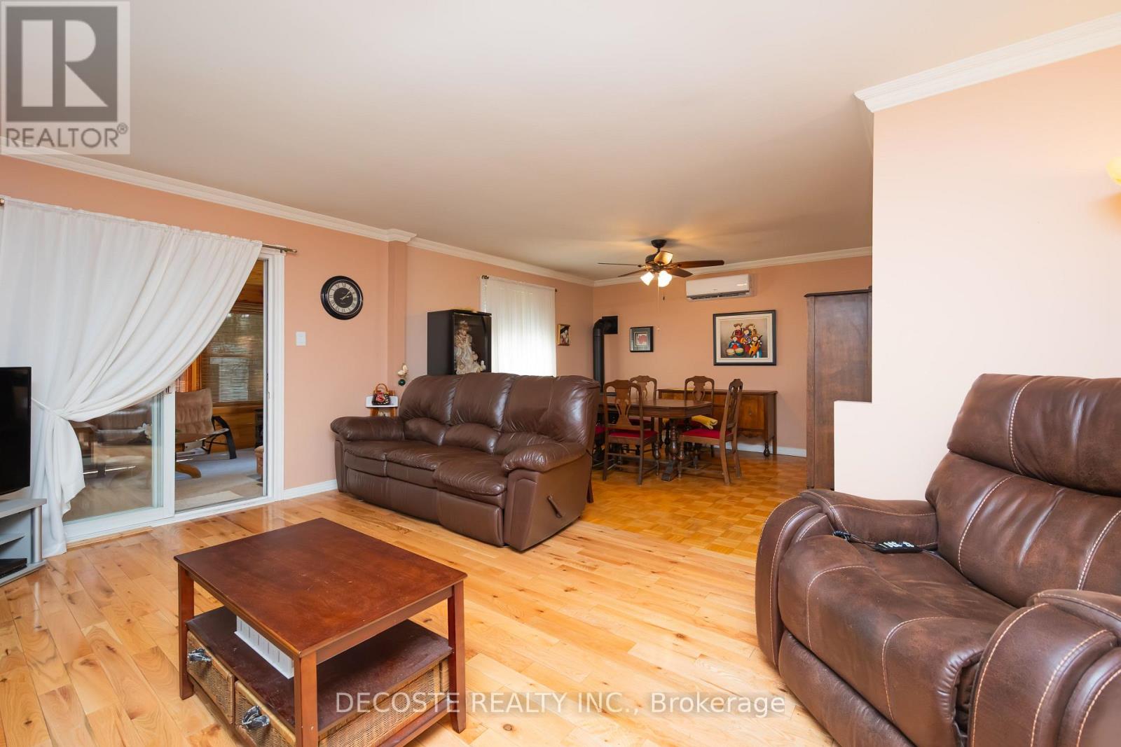 6281 Graham Court Property Photo 12