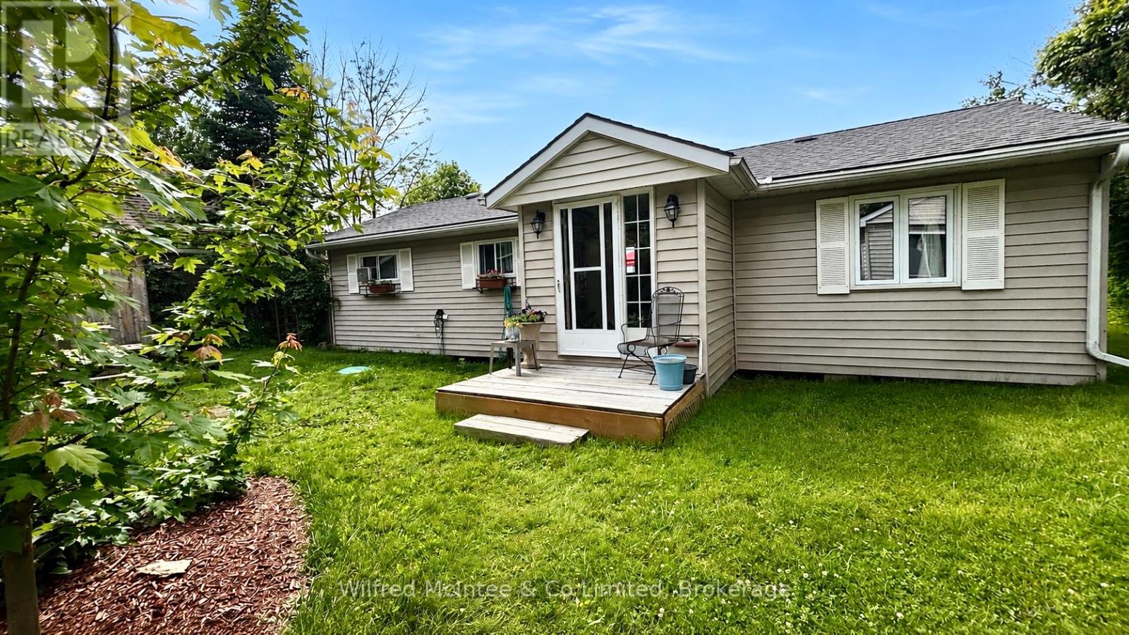 531 Bruce Road 13 Road Property Photo 2