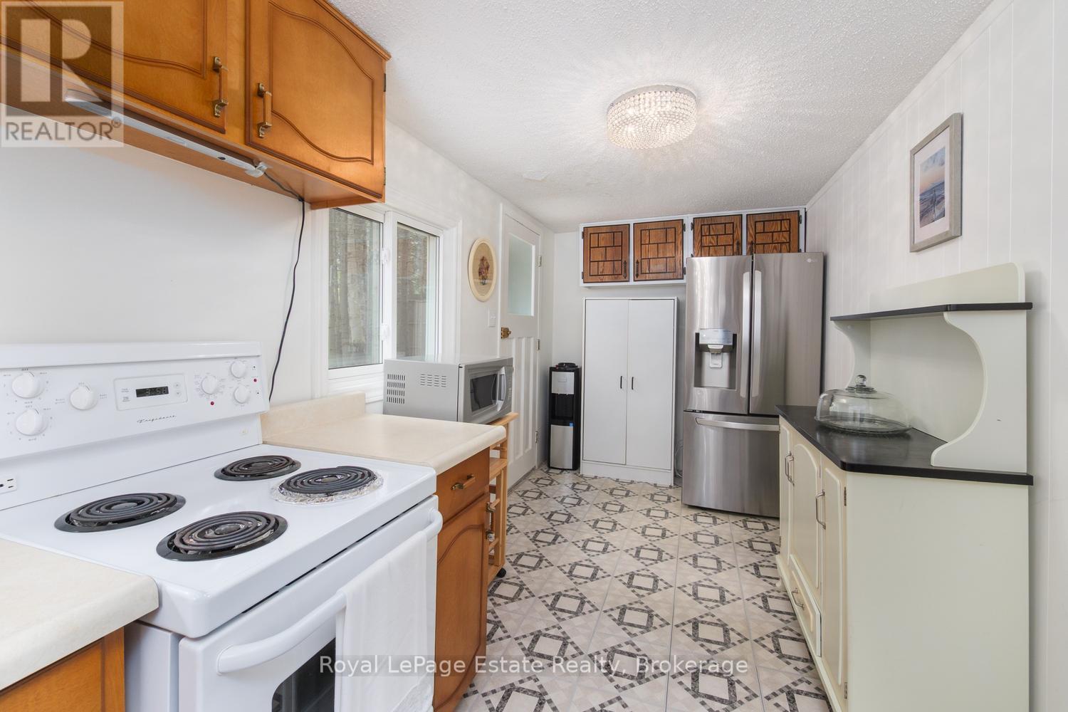 125 Third Avenue N Property Photo 10
