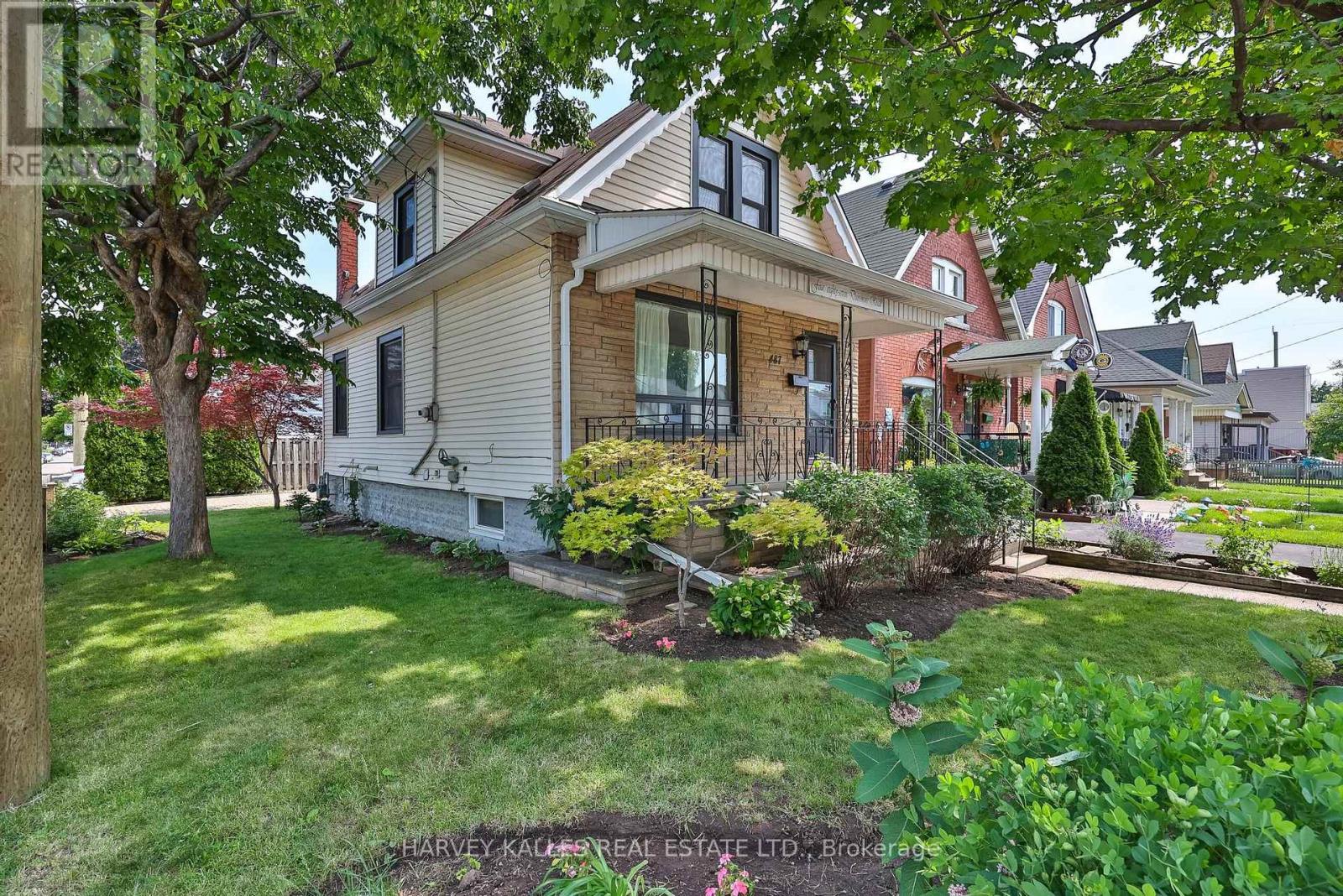 487 Dunsmure Road Property Photo 2