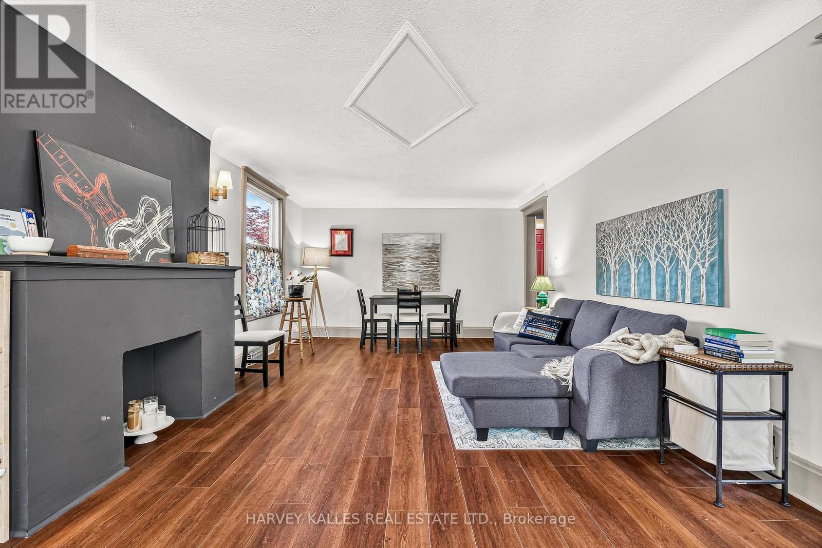 487 Dunsmure Road Property Photo 10