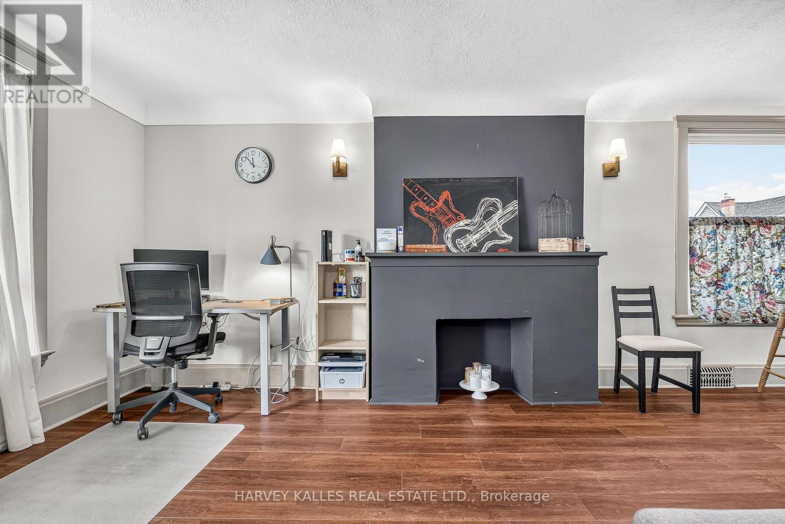 487 Dunsmure Road Property Photo 14