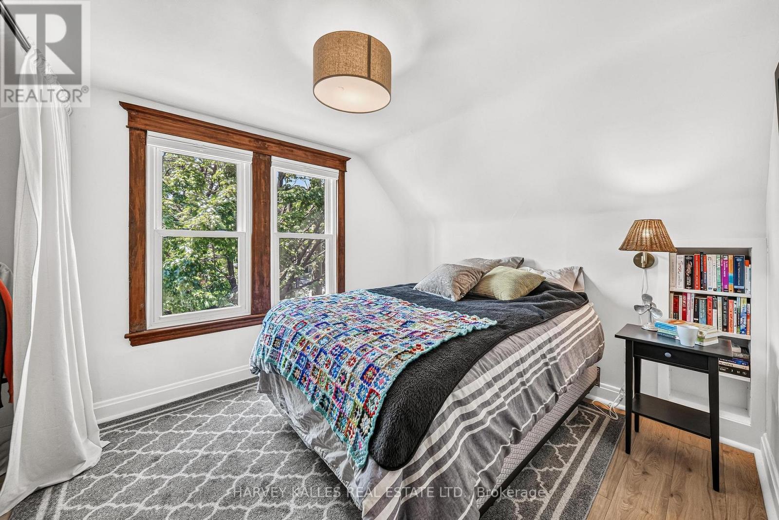 487 Dunsmure Road Property Photo 22