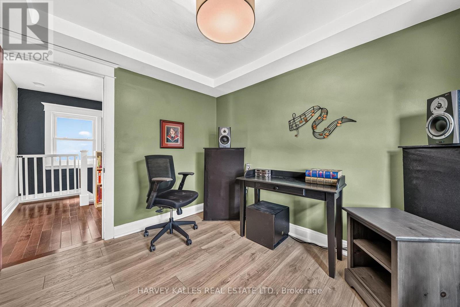 487 Dunsmure Road Property Photo 25