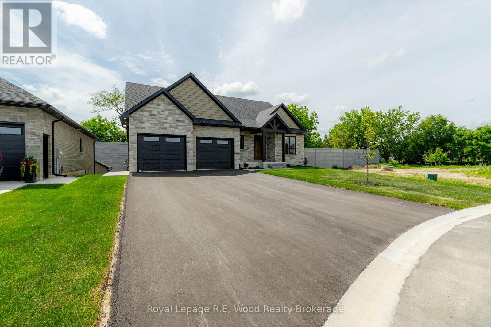 80 Herb Street Property Photo 1
