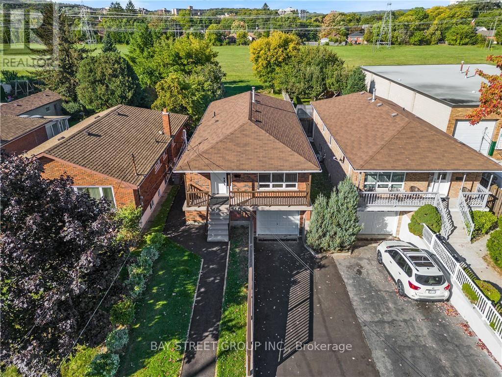 66 Ewen Road Property Photo 2