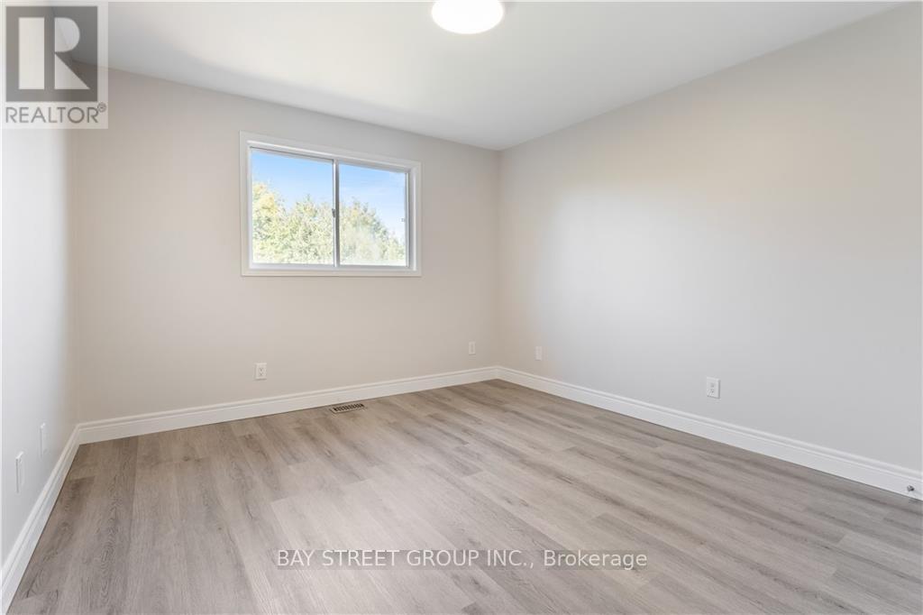 66 Ewen Road Property Photo 11