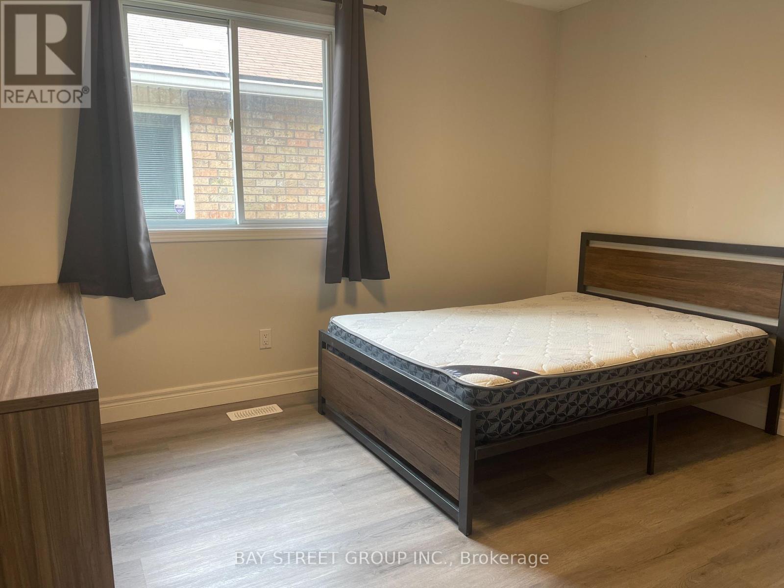 66 Ewen Road Property Photo 13