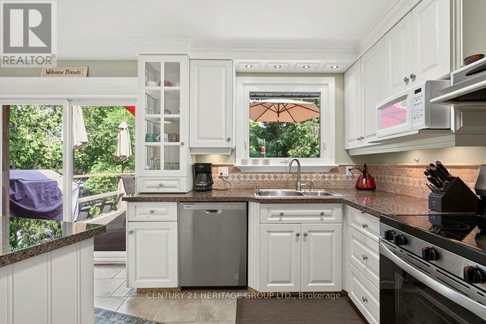 2147 Governors Road Property Photo 14