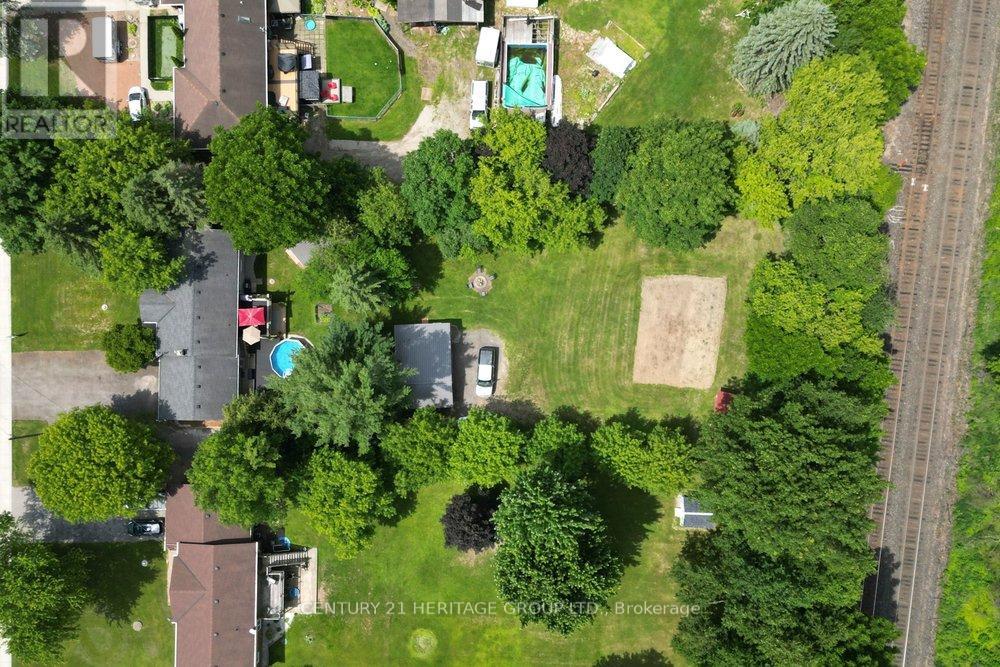 2147 Governors Road Property Photo 46