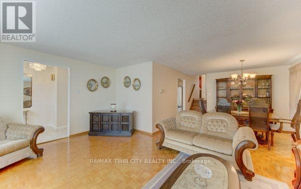 141 Hazelglen Drive Property Photo 12