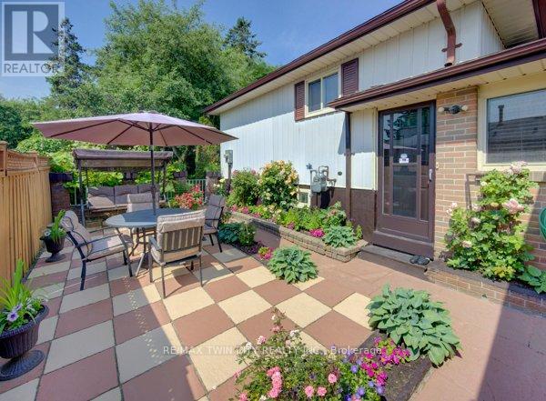 141 Hazelglen Drive Property Photo 34