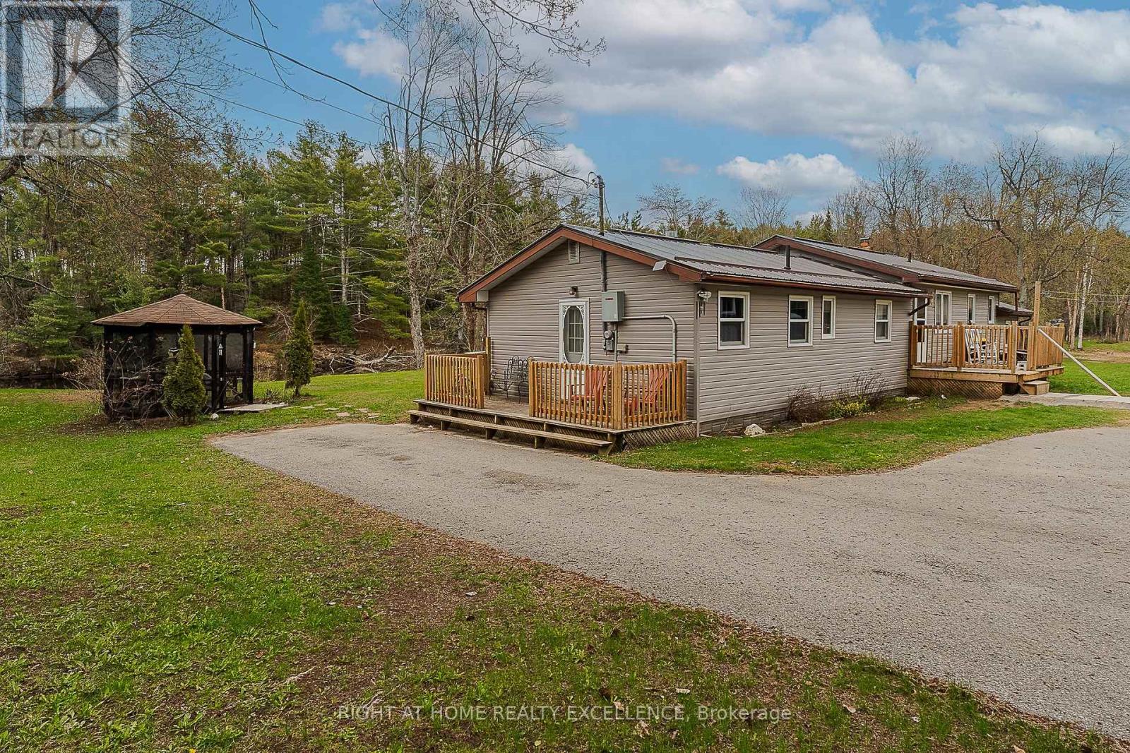 1246 Howland Junction Road Property Photo 1