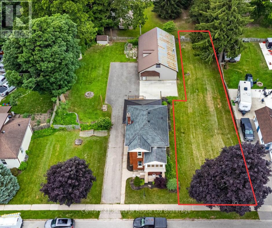 PART 3 - 152 BLANDFORD STREET Property Photo 1