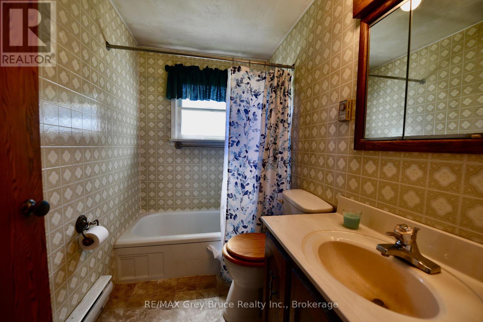 43 Bartley Drive Property Photo 32