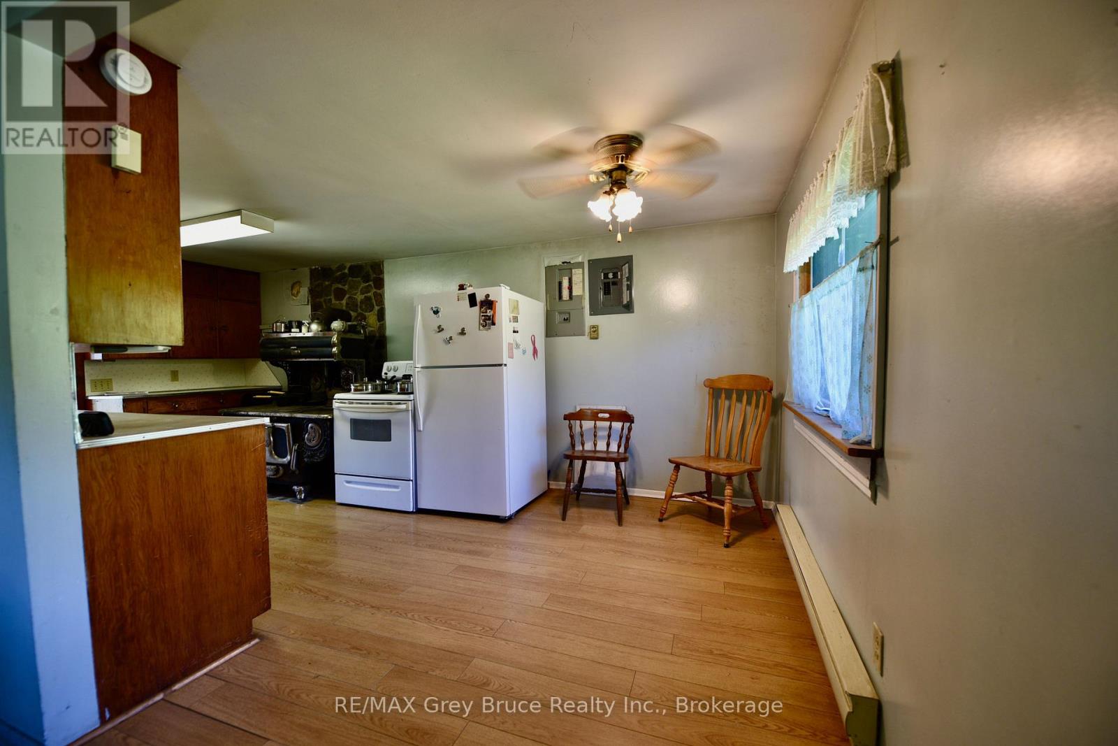 43 Bartley Drive Property Photo 33